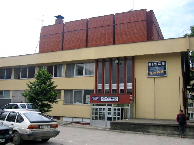 Moderna i funkcionalna zgrada Doma kulture u Srebreniku